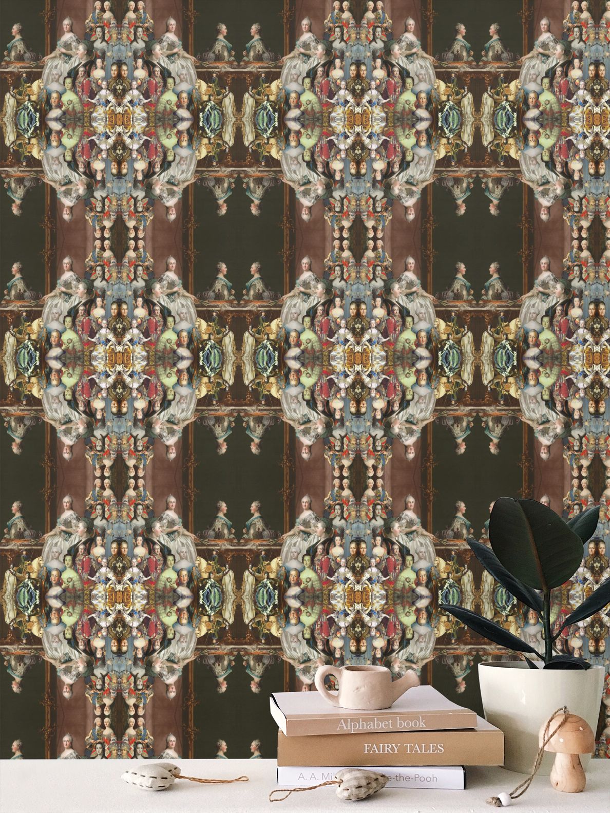 Catherine of Many Faces Wallpaper (large)